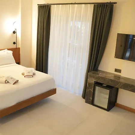 Q Alacati Luxury 住宿加早餐酒店 4*