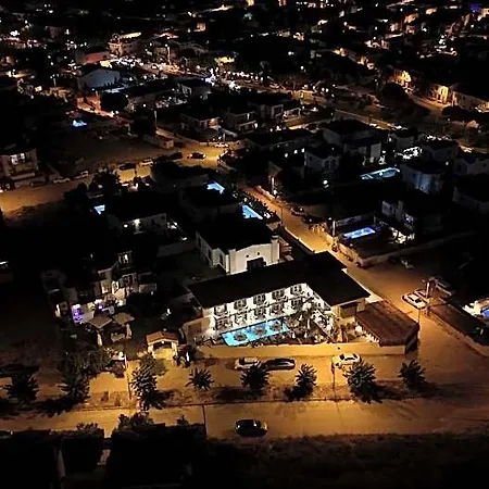 Q Alaçatı Luxury 4*